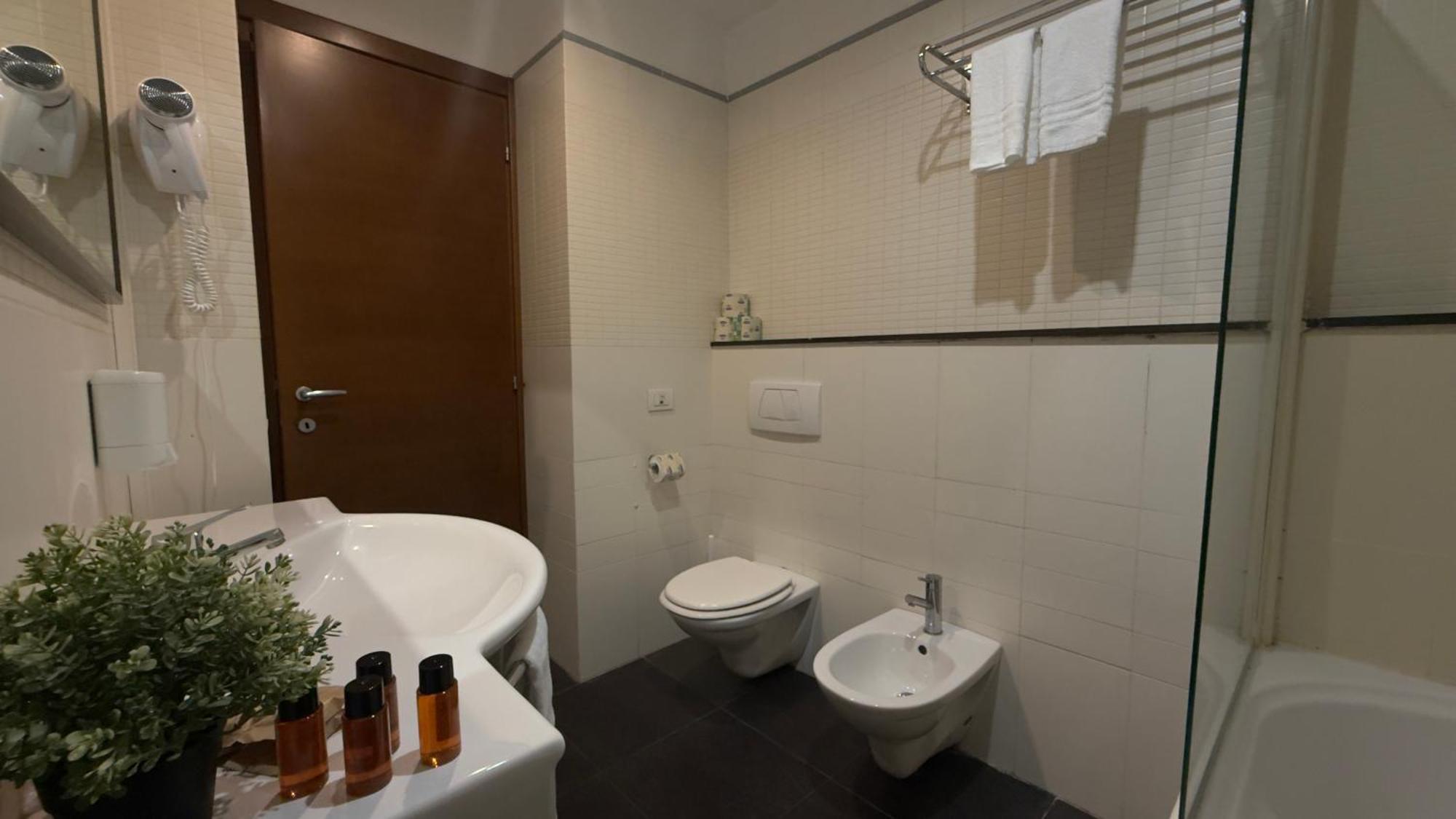 Romalive Hotel Eksteriør bilde